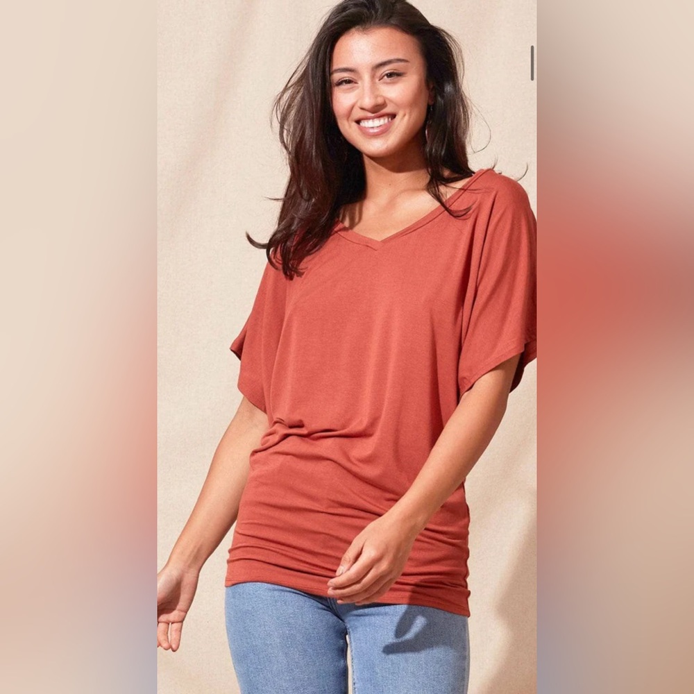 NWOT Women’s Sivana Bamboo Lux Dolman Tunic Color: Rust Size Med